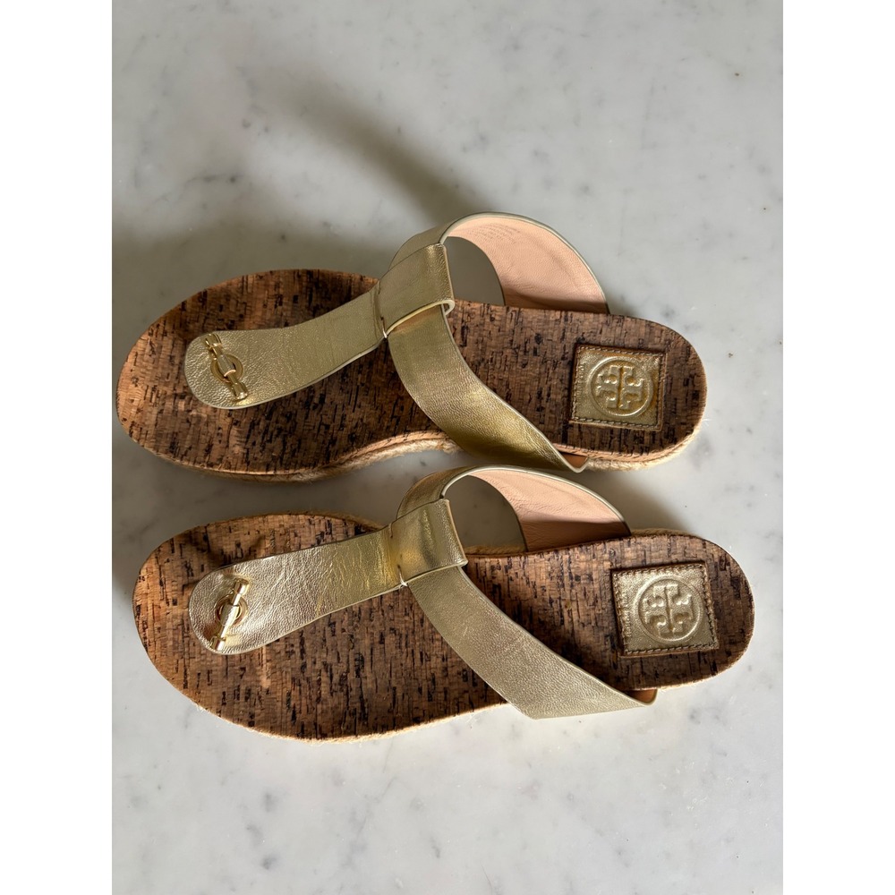 Tory Burch Thora Metallic Gold Thong Sandals Cork Signature Logo Detail Sz 10.5 - Picture 10 of 11
